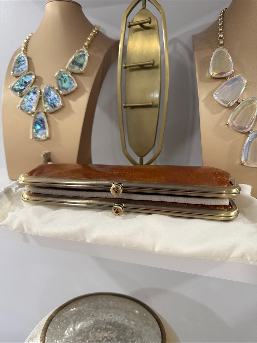 Hobo Lauren Clutch Wallet - New - Metallic Penny - Picture 4 of 17